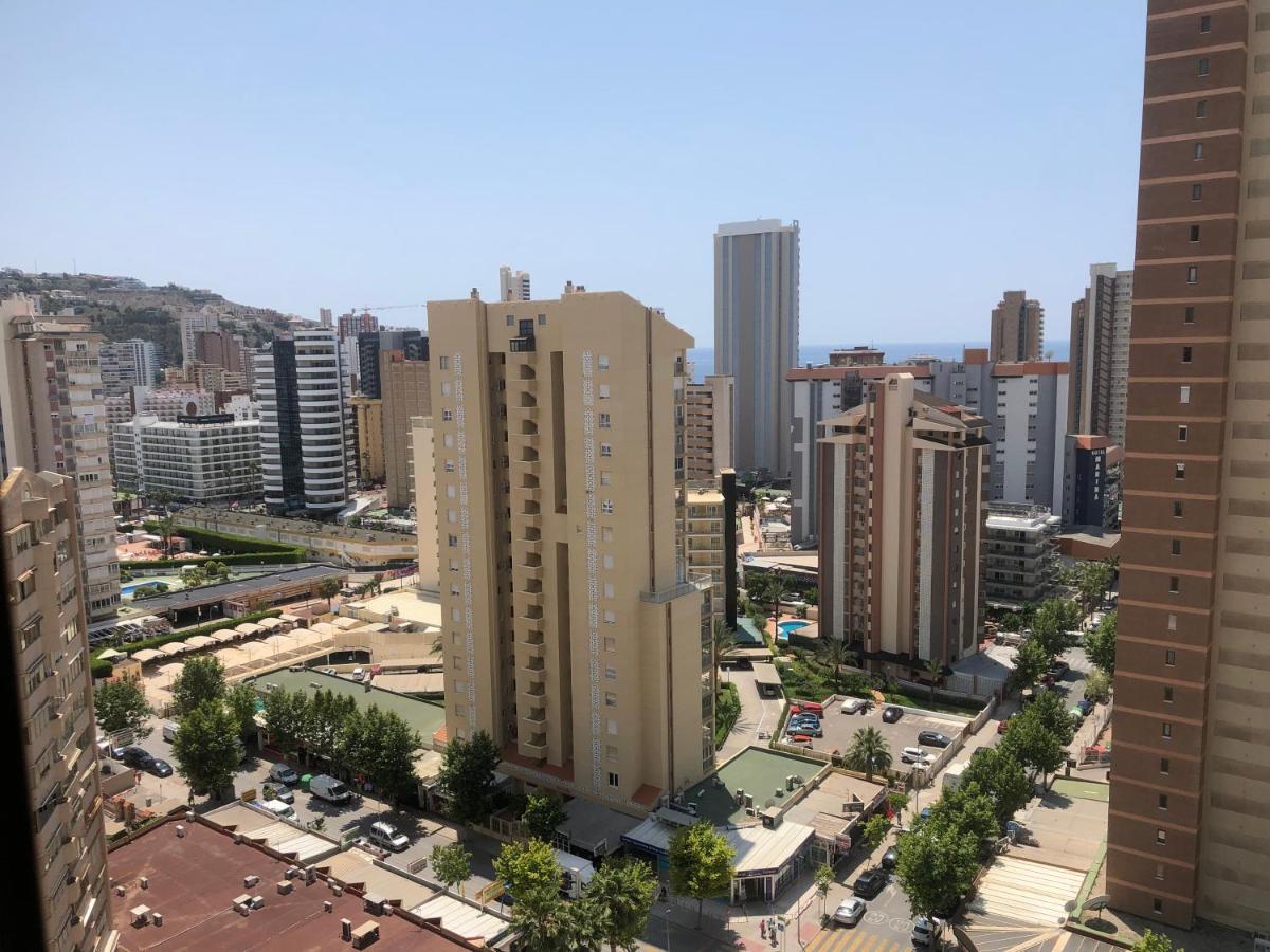 El Apartamento De Cristian 3 Benidorm Kültér fotó